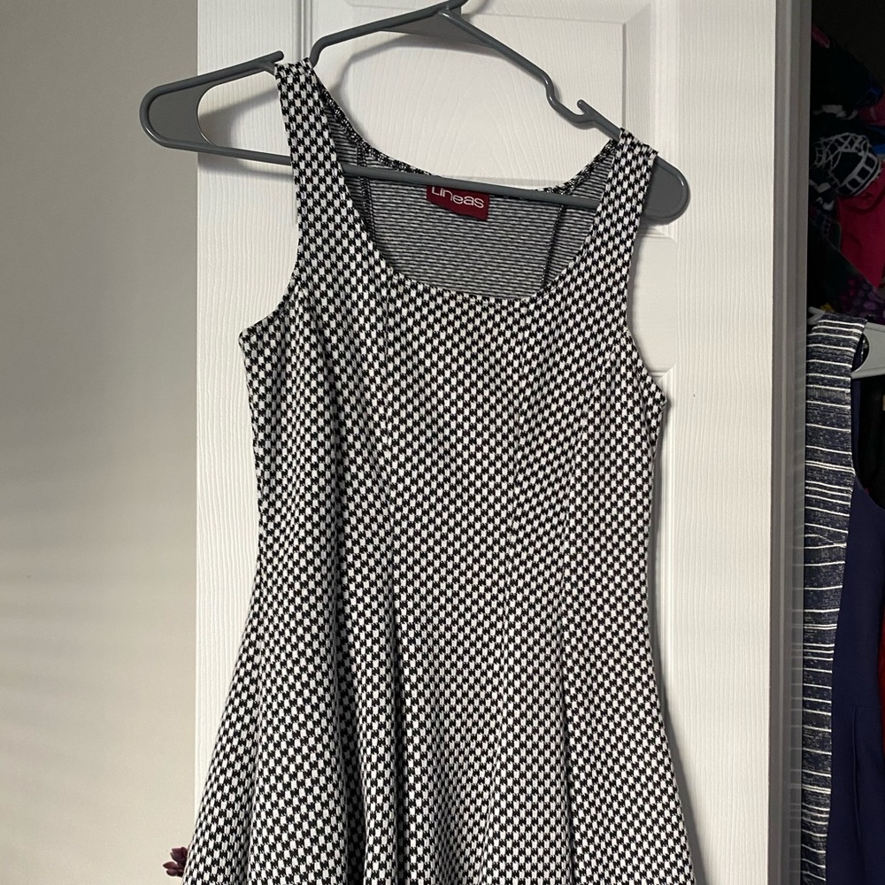 Black and white dress